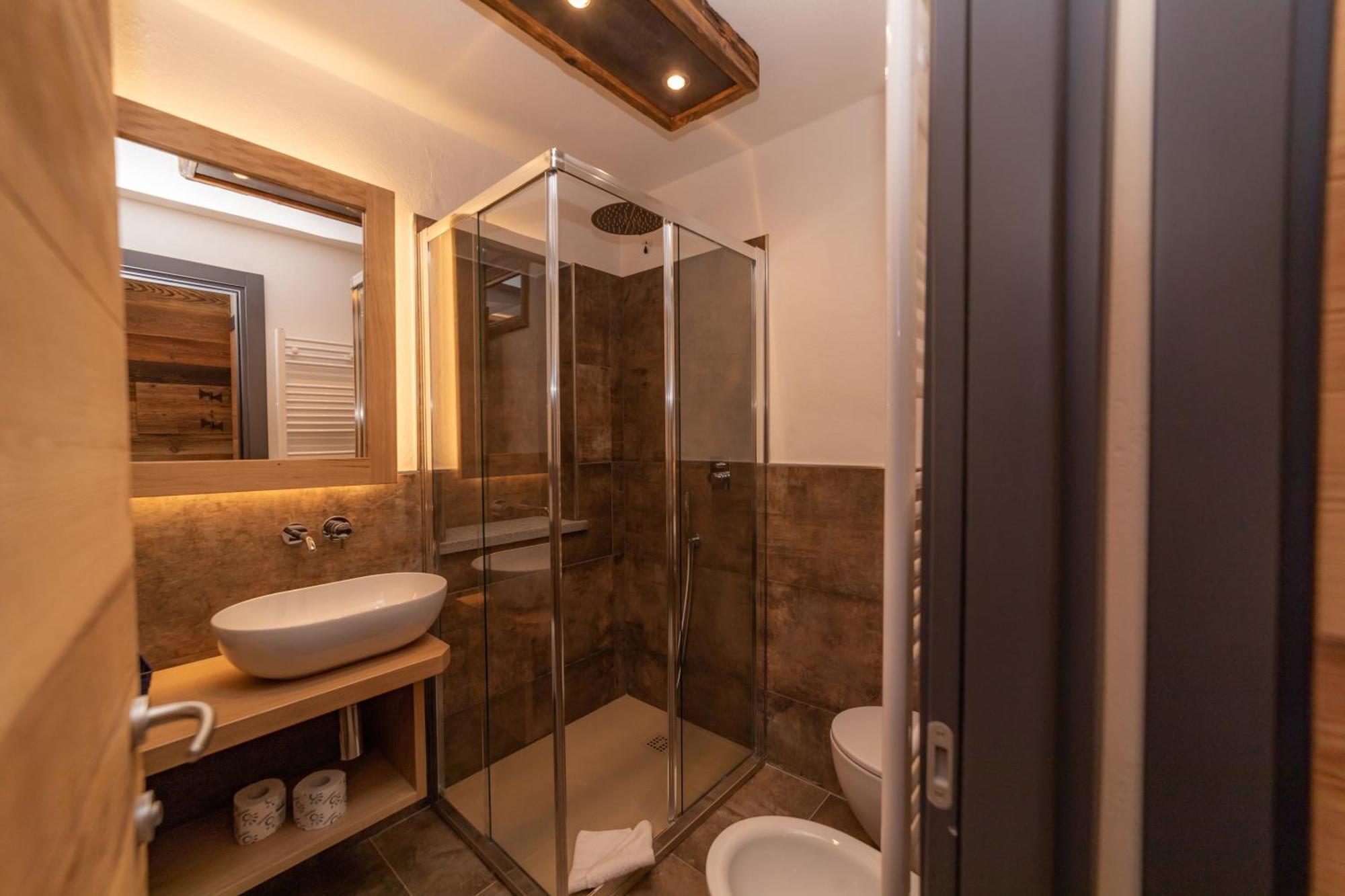 Avalanche - Alpine Boutique Hotel Sauze D'Oulx Quarto foto