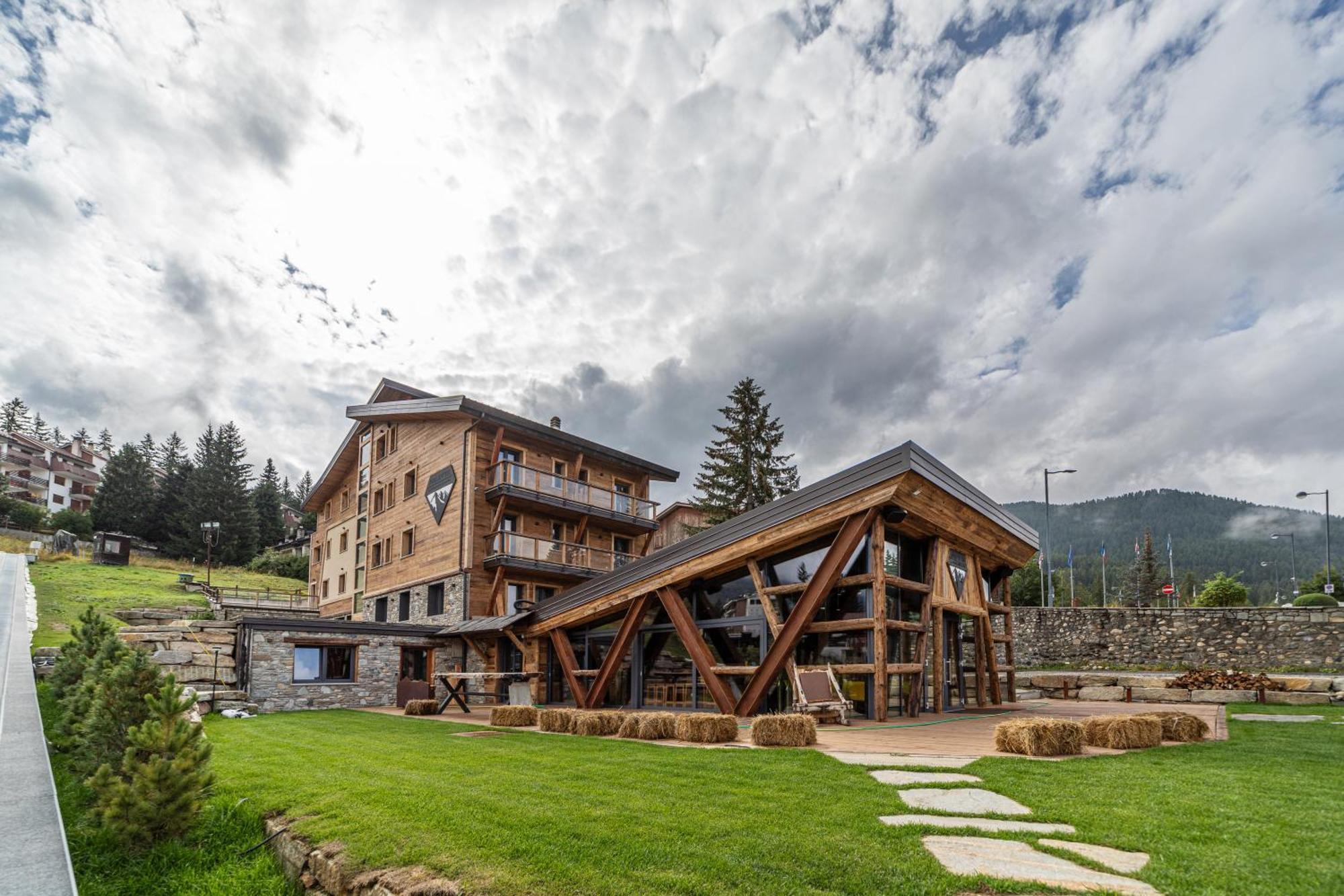 Avalanche - Alpine Boutique Hotel Sauze D'Oulx Exterior foto